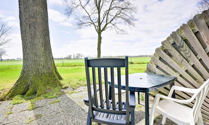 Eibergen House | Rustic Holiday Home in Eibergen with Garden