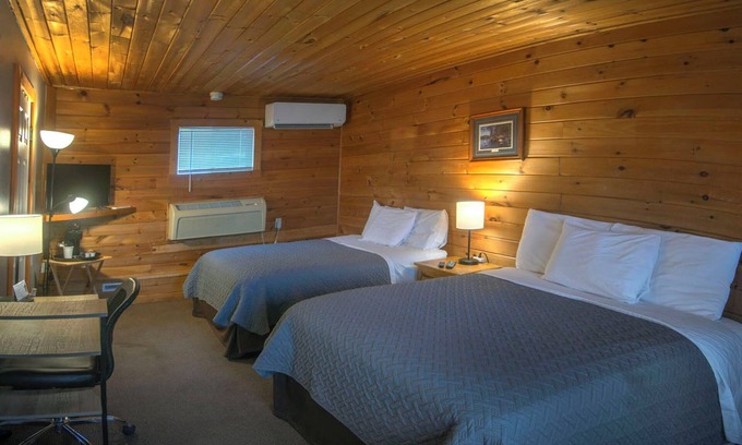 Park Rapids Hotel | Rustic Inn