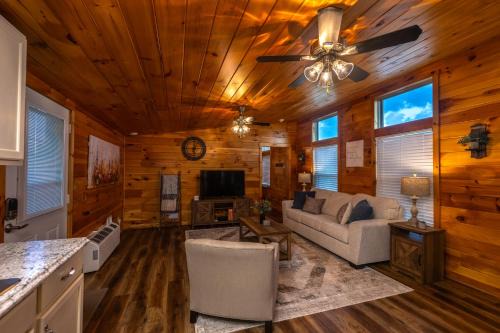 Mount Sterling House | Rustic Mt Sterling Cabin1 Near Downtown Pets OK