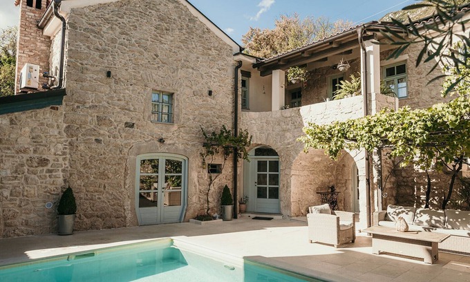 Tribalj Villa | Rustic stone villa with private heated pool near Crikvenica