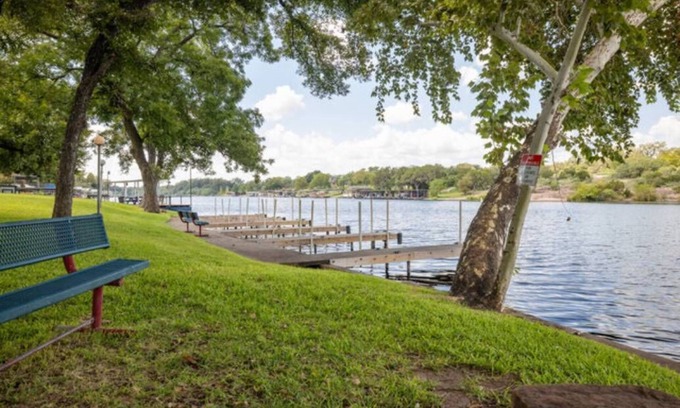 Buchanan Dam RV Rental | RV Site - Pull Through 37