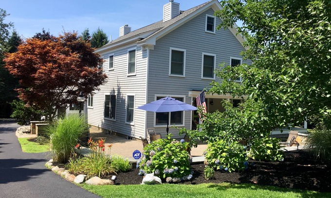 Rye House | Rye Beach ocean side single family home on New Hampshire coast