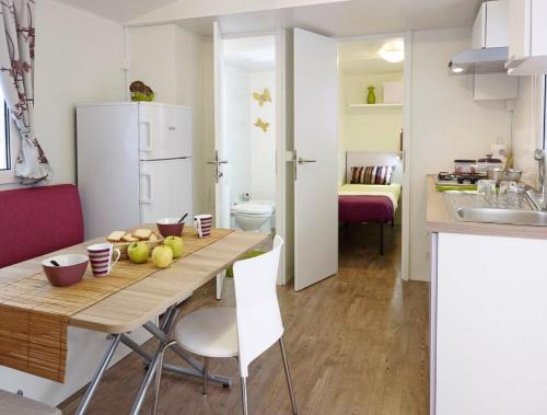 Sarvar Apartment | Sárvár Fürdő Mobilházak