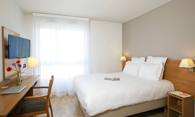 Saint-Serge Apartment | Séjours & Affaires Angers Atrium