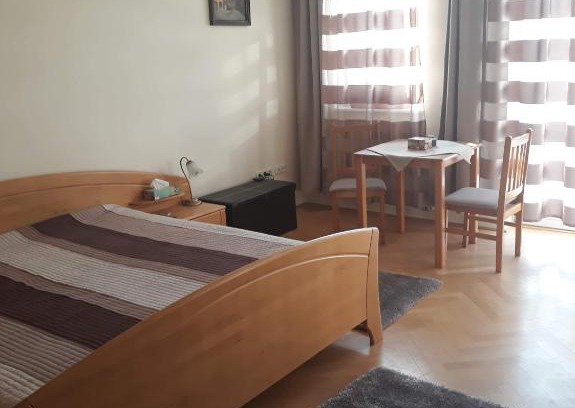 Gyor Apartment | Sündörgő