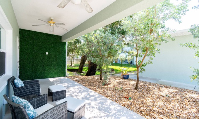 Crescent Beach Condo | SōLE