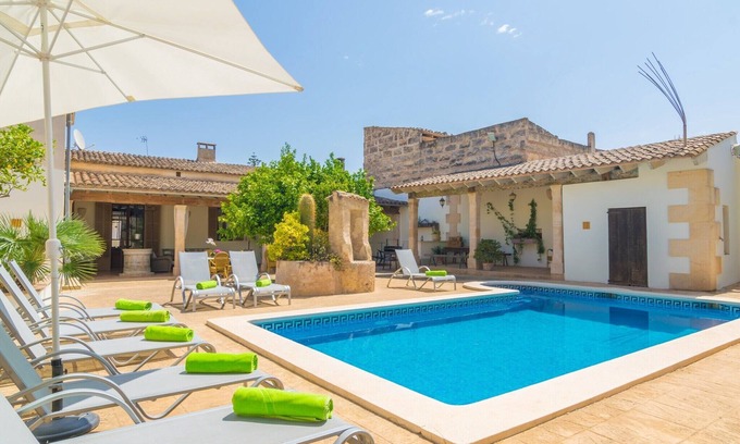 Maria de la Salut Villa | Sa Verdera - Villa With Private Pool. Free Wifi