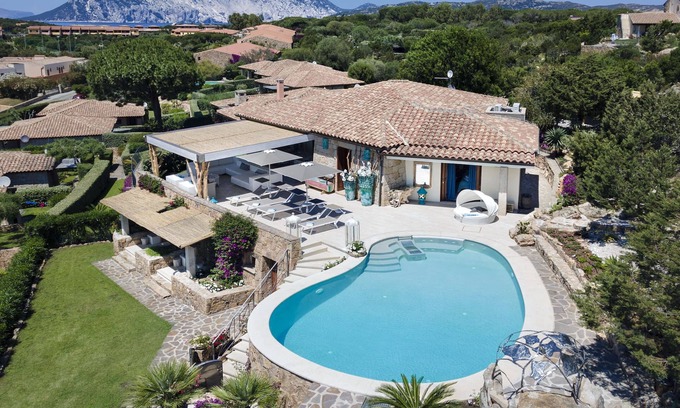 San Teodoro Villa | Saefront Capo Coda Cavallo Villa Morisca