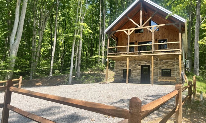 Hallsville Apartment | Sage Hill Escape - Tar Hollow St. Forest/Hocking Hills