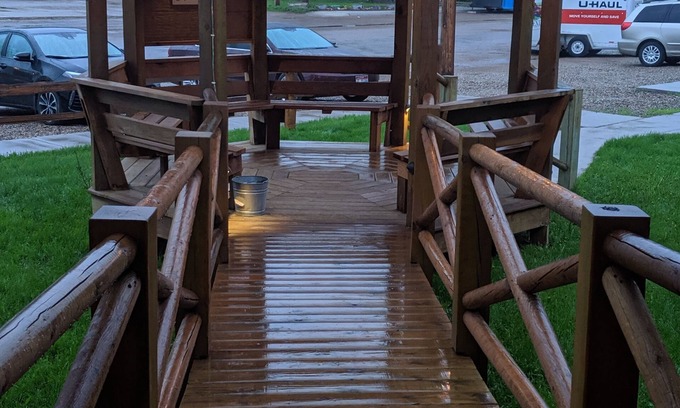 Broadus Bed & Breakfast | Sagebrush Inn and Suites