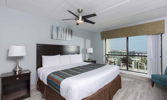 South Padre Island Condo | Saida IV 703 - Cozy Condo w/Beachfront Balcony, Small Dog Friendly, Oceanfront Pools & Spas