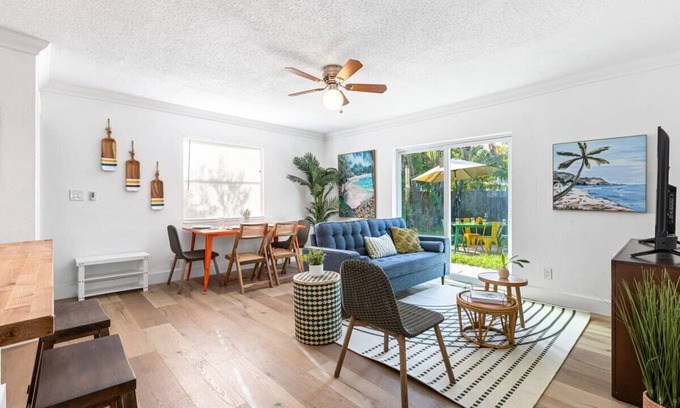 Sailboat Bend Condo | Sailboat Bend - 811 Apartment 4