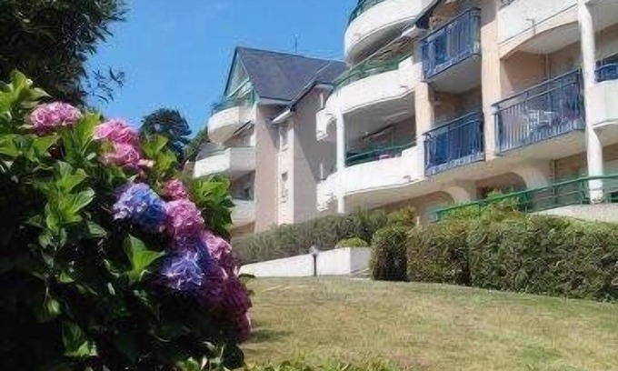 Saint-Marc-sur-Mer Apartment | SAINT MARC SUR MER residence Alizée 2 rooms cabin