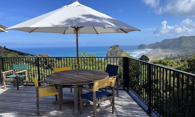 Piha House | SALE UNTIL OCTOBER - $330.00 per night.