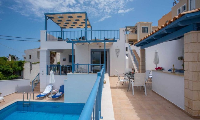 Plaka Villa | Salomon Villa in Plaka