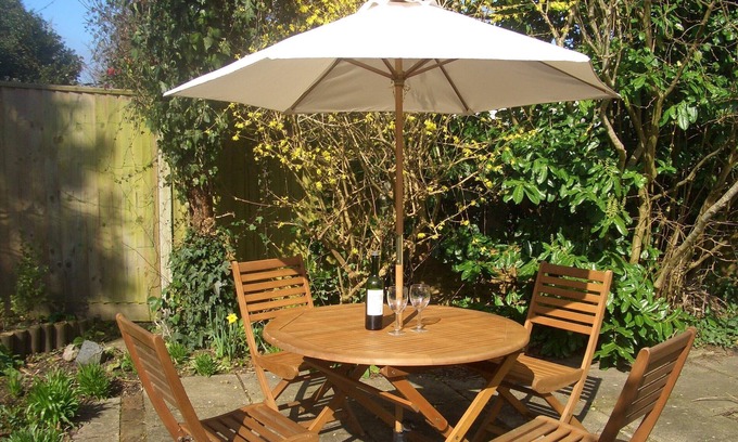 New Forest District Cottage | Salterns Cottage , Lymington , Hampshire , England