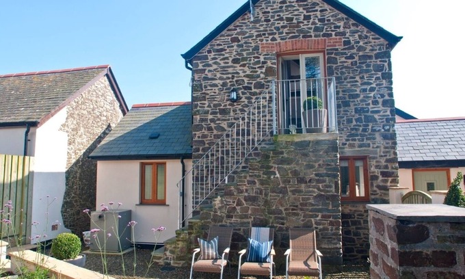 Hartland Cottage | Saltwind Granary