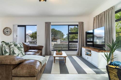 Voelklip House | SAM's - Sea And Mountain