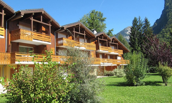 Samoens Apartment | Samoëns-App. 2 rooms-All Comfort-Calm-Ground floor- South- Wifi- closed garage