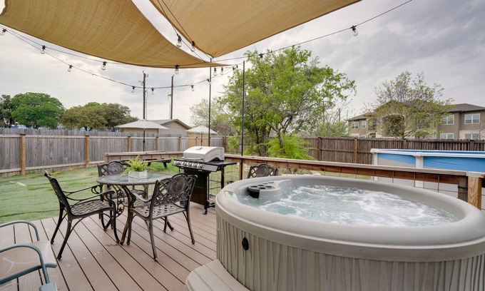 West San Antonio House | San Antonio Home w/Hot Tub - 1 Mi to SeaWorld