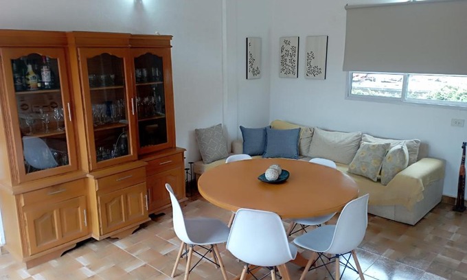 Reyes Apartment | San Cayetano