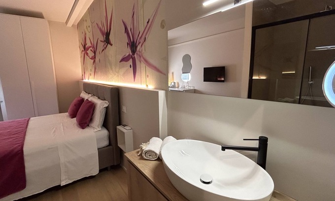 Old Town Bed & Breakfast | San Lorenzo Luxury Boutique