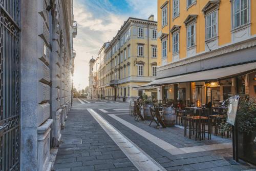 Trieste Old Town Apartment | San Nicolò Suites
