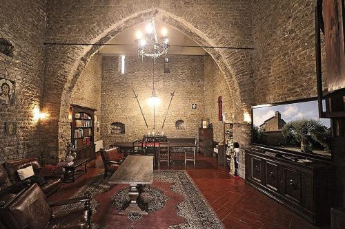 Tivoli Villa | San Pastore Accommodation