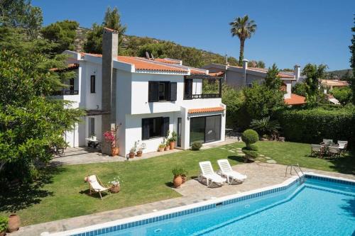 Saronida Villa | Sandals Pool Villa - Saronida Beach