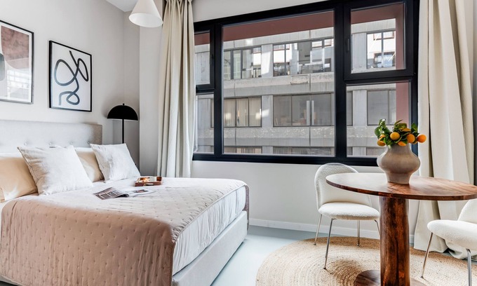 Piraeus Apartment | Sanders Port - Bright Studio Near Piraeus Port