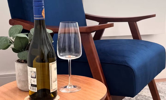 Liverpool Apartment | Sandhurst House, 1 Bed, Parking - Pass the Keys