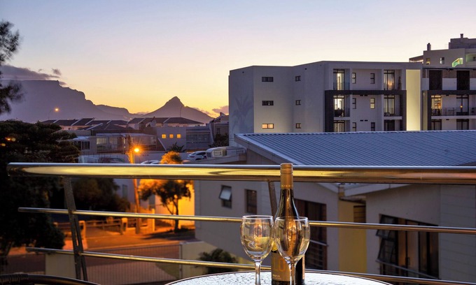 Bloubergstrand Apartment | Sandy Bay 12B