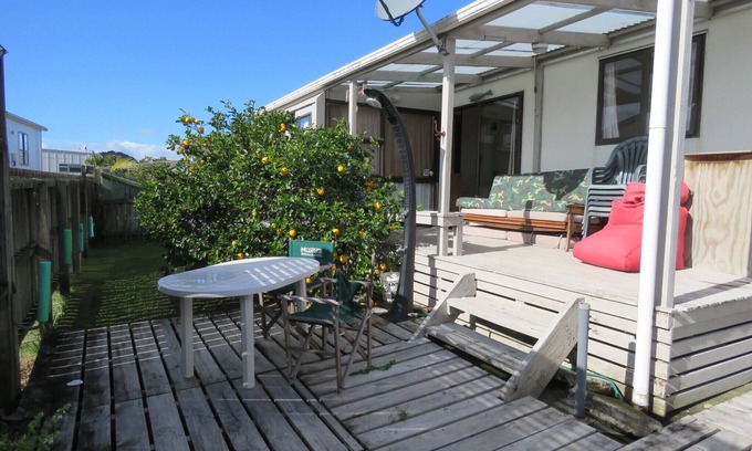 Coopers Beach House | Sandy Toes and Salty Kisses