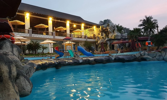 Tinh Bien Hotel | Sang Nhu Ngoc Resort