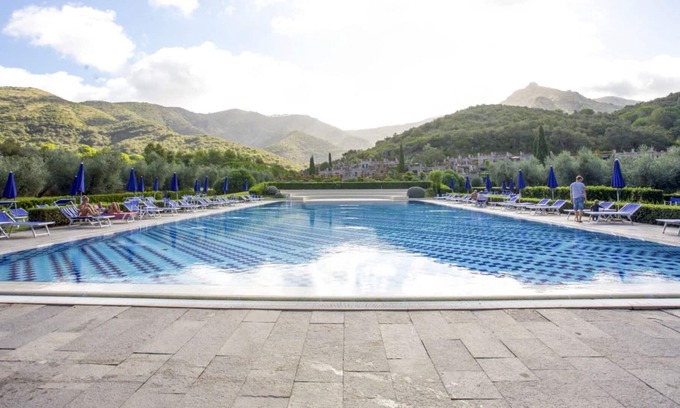 Bagnaia Apartment | Sant'Anna Vicolo del Mughetto 2 Pool & Service