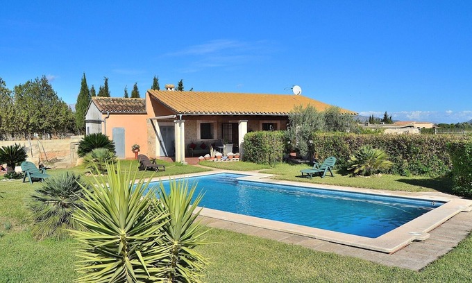 Muro Villa | Sant Vicenç 022 traditional finca with private pool, spacious garden and WiFi