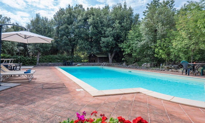 Monteriggioni Apartment | Santa Colomba House, Siena, Nature And Pool