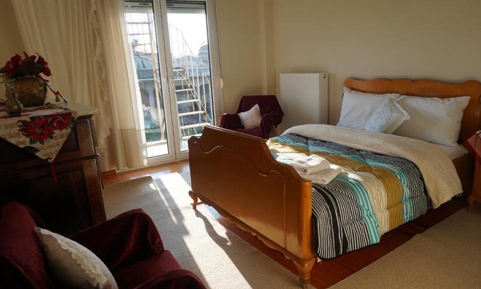 Trikala Apartment | Santa Monica Prestige