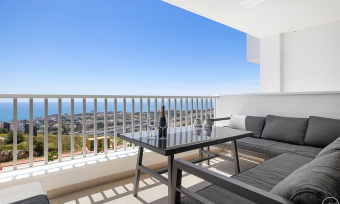 Benalmadena Apartment | Santangelo | Apartment with sea views in Benalmadena