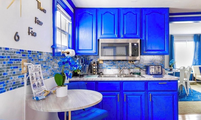 Old Brooklyn House | 🔷Sapphire Haven Duplex🔷 Central Stunning Stylish Cozy Charming & Safe 4BR