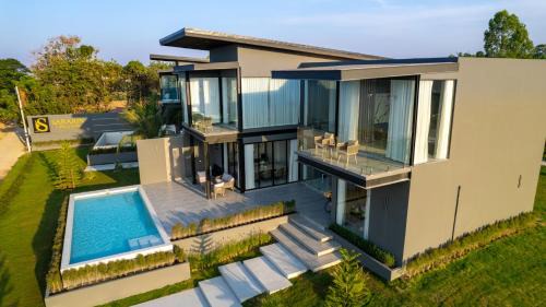 Nong Khai Villa | Sararin Luxury Villas
