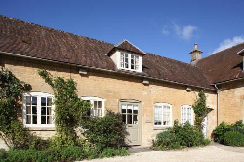 Chipping Norton House | Saratoga Cottage