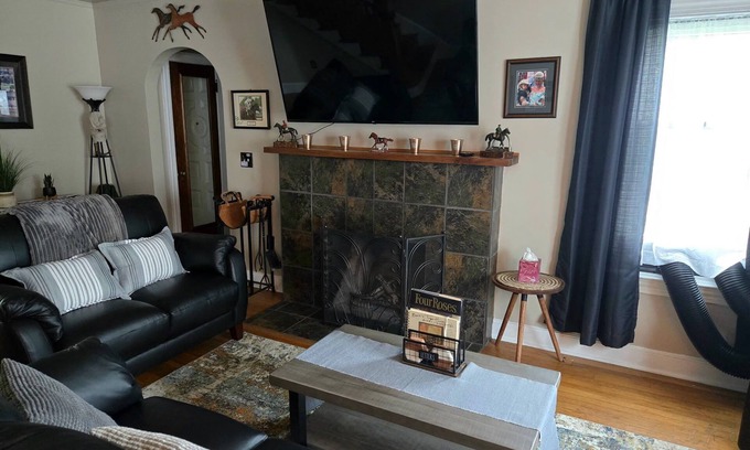 Saratoga Springs House | Saratoga Eastside home - Walking close to Track & SPAC, pet friendly