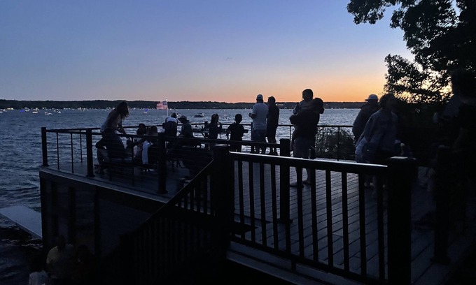 Saratoga Springs House | Saratoga Lake Huge 6BR + Private Boathouse