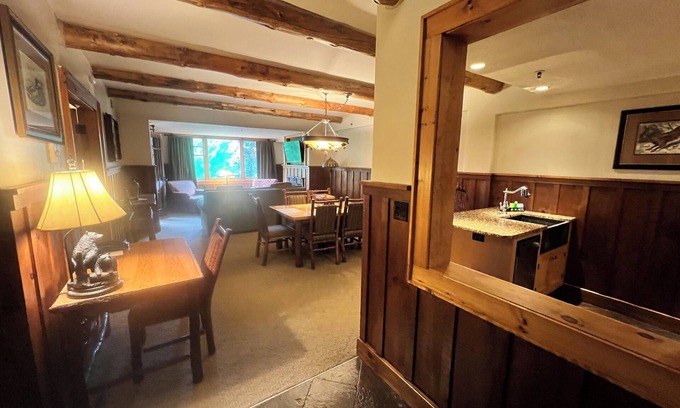 Lake Placid Resort | SAVE 30% OFF WHEN YOU BOOK @ WHITEFACE LODGE RESORT. AVAIL JAN 16th-23rd