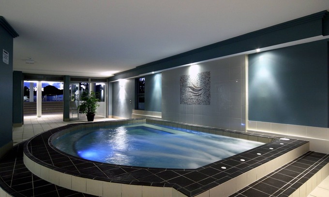 Scarborough Apartment | Scarborough Beach Resort QLD