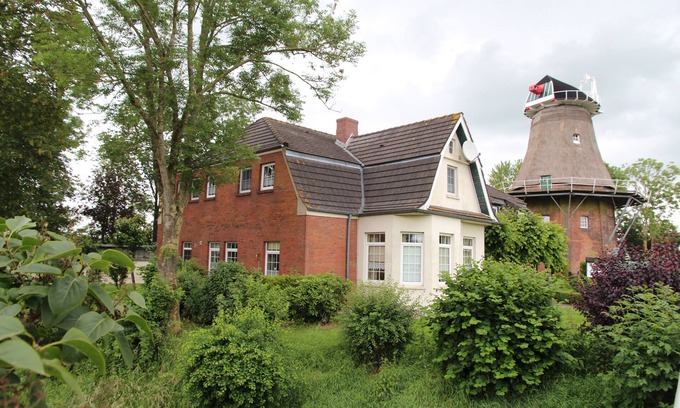 Uttum Apartment | Schöne Ferienwohnung für Eine Person im Müllerhaus Uttum