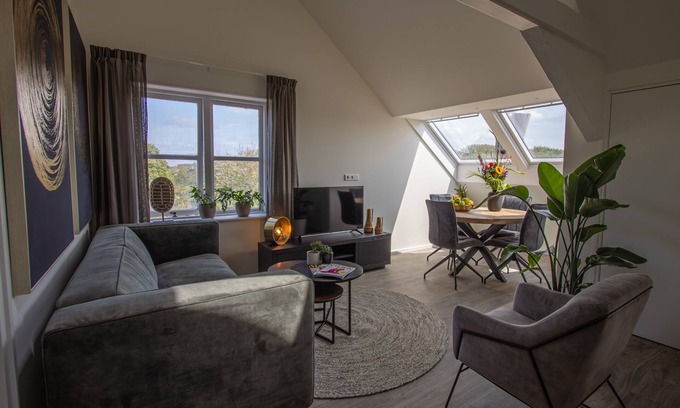 Domburg Apartment | Schöne, Geschmackvolle Wohnung im Zentrum von Domburg