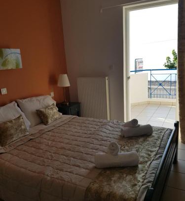 Sarakiniko Apartment | Schinas Apts.