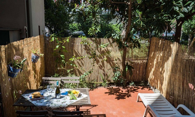 Cinque Terre Apartment | Sciacchetrà Ground Floor Apartment & AC
